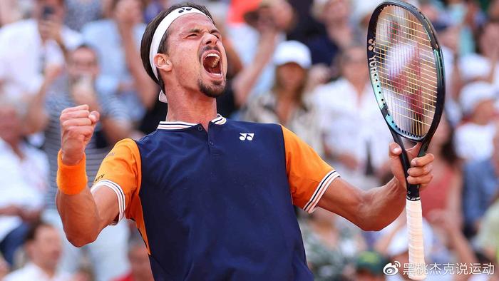 事的双线叙 事的双线叙